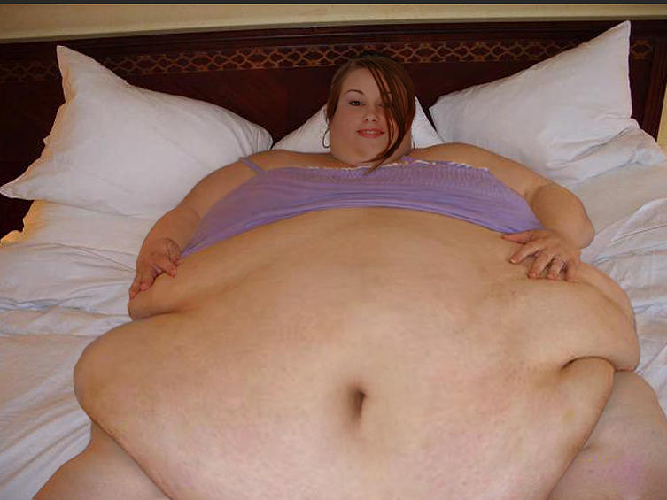 Голая жирная девушка