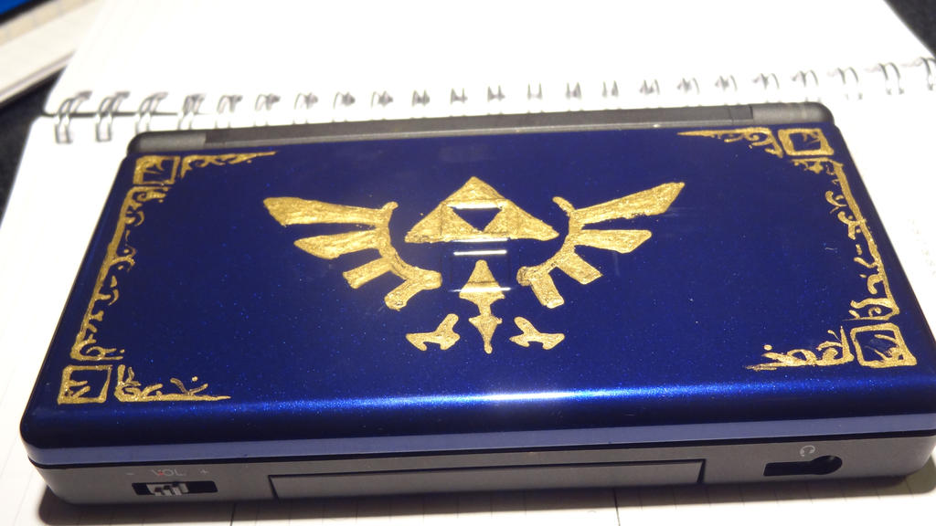 Legend Of Zelda DS Lite by EmilyOtakuPanda on DeviantArt Legend Of Zelda DS Lite by EmilyOtakuPanda on DeviantArt