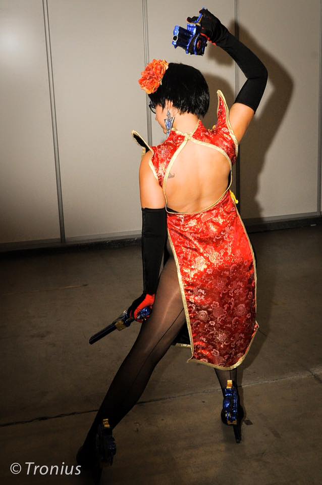 Bayonetta 2 Umbran Gekka Costume - Rear side