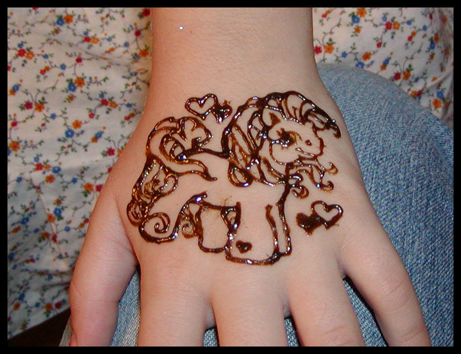 Henna Pony