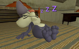 Fifi la Fume Sleepy Feet