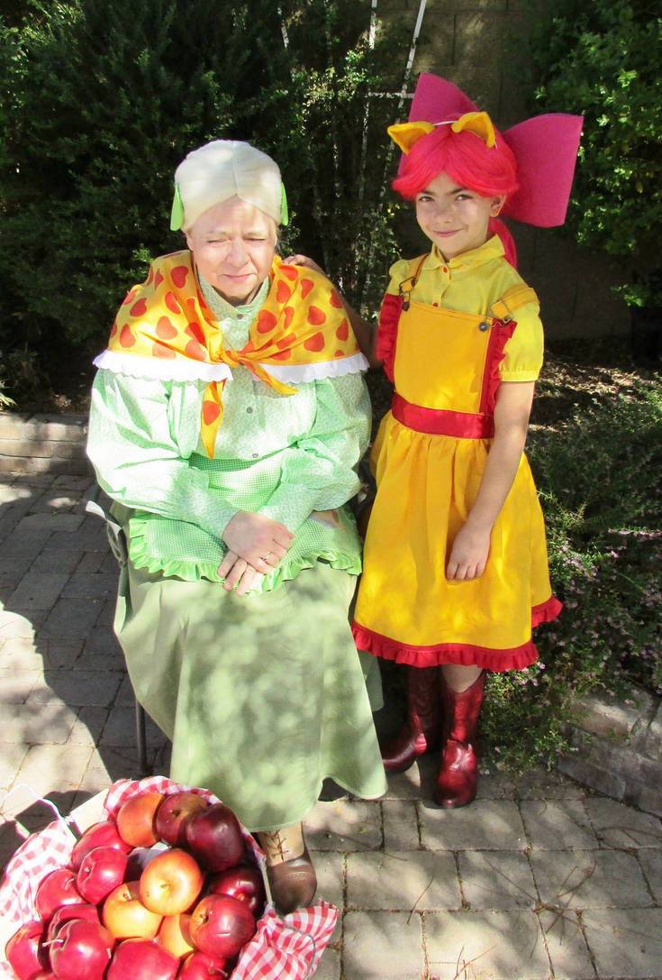 The Apple Doesn't Fall Far From The Tree by Naomi-Daos