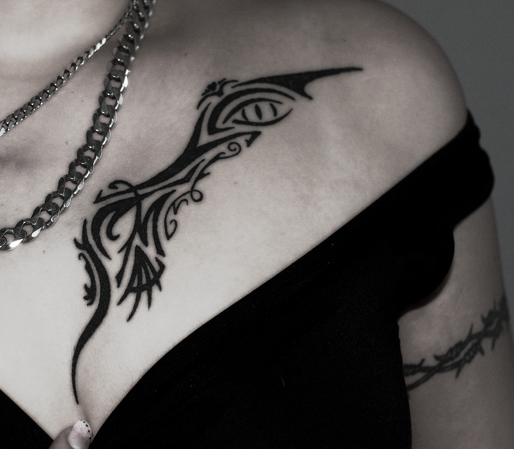 Femine Tribal chest tattoo by rkmcmetal on DeviantArt Femine Tribal chest tattoo by rkmcmetal on DeviantArt