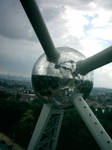 atomium by Oussika