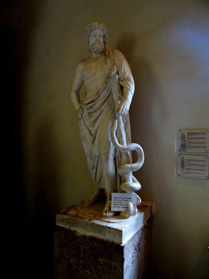 Greece -7- : Statue