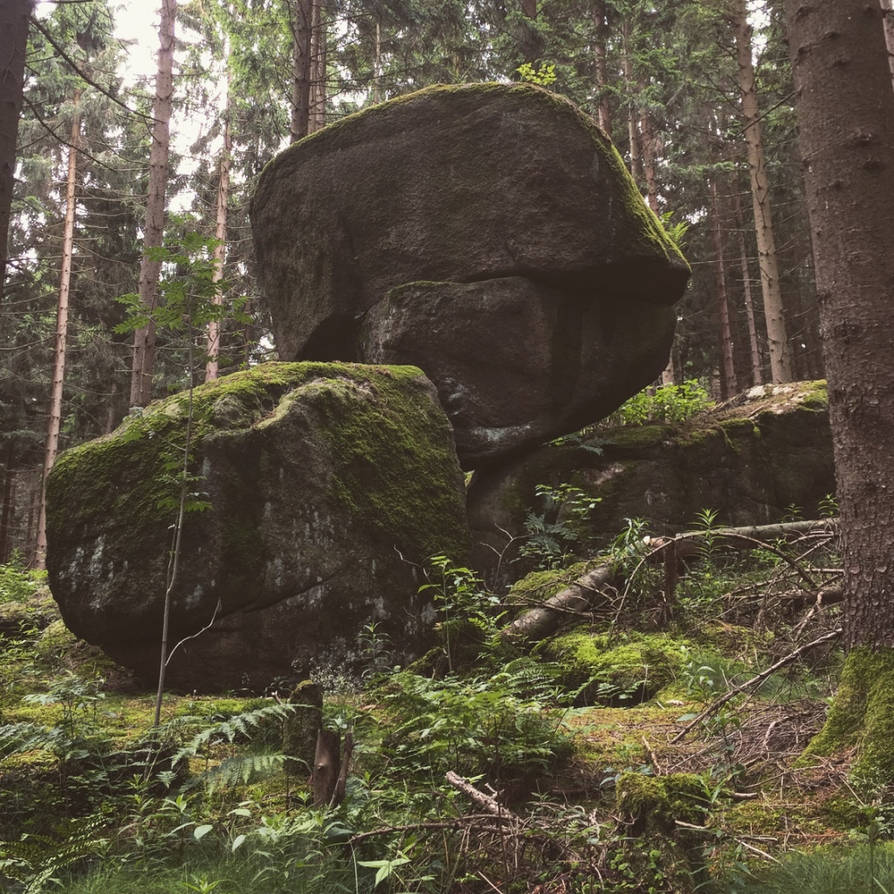 Magical rocks by Noirerora on DeviantArt