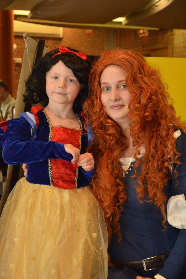 Merida and little snow white