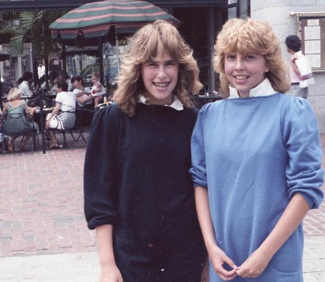 Risser bodycast under sweater by chebhasni on DeviantArt