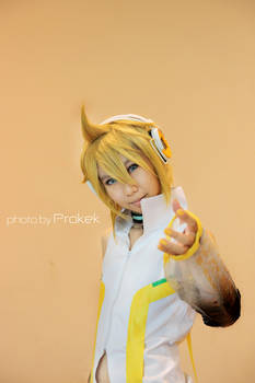 Kagamine LEN  Append - cosplay1