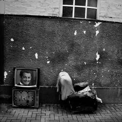 TELEvision