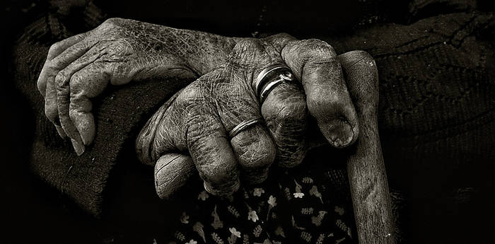 Yasli Eller - Old Hands