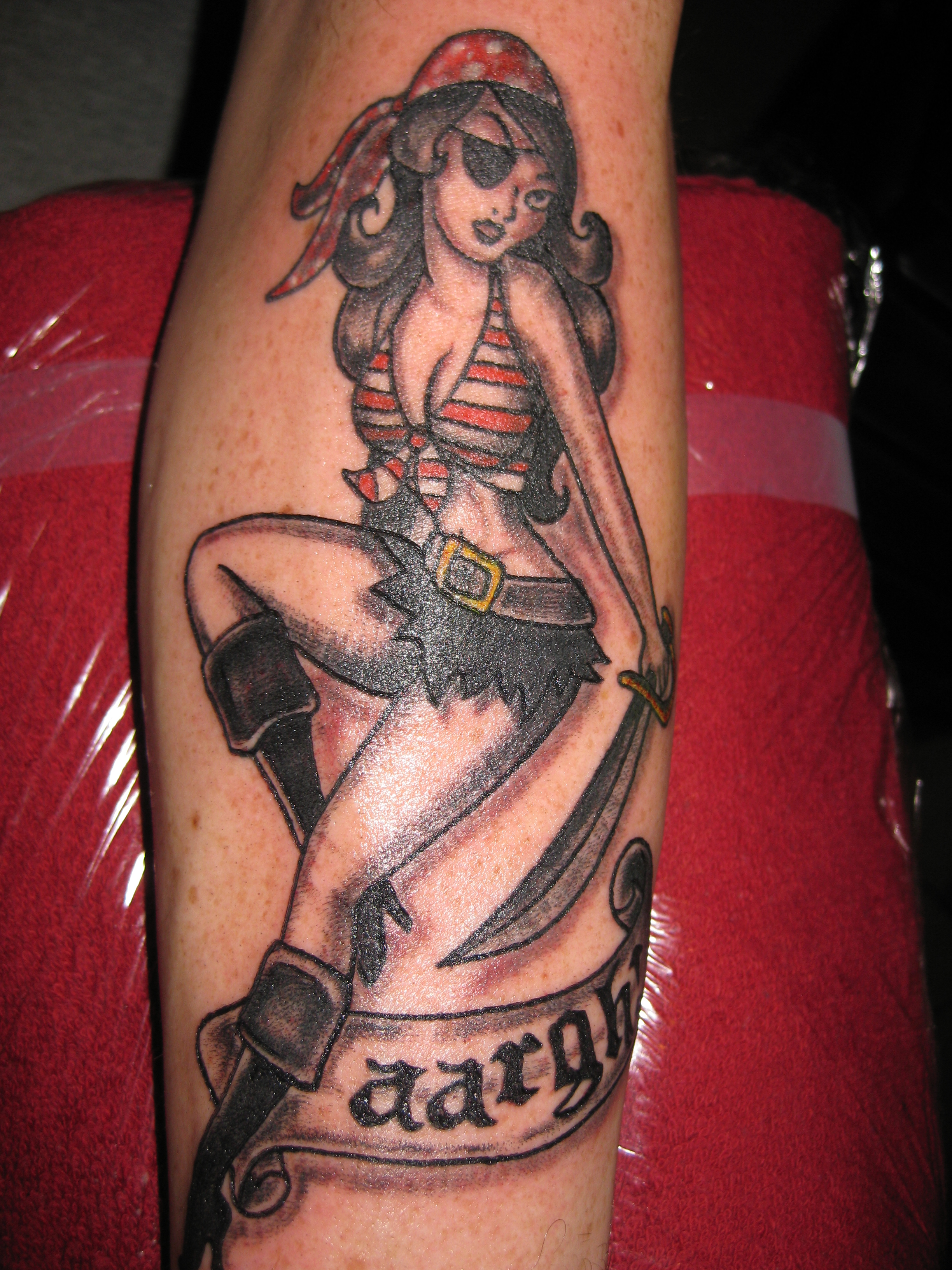 1950's Pirate Pin-Up Girl