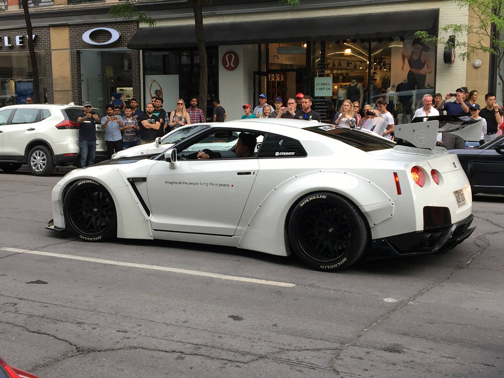 Liberty Walk Nissan GT-R R35 by Mike-Wen-100 on DeviantArt