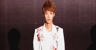 Luhan's sexy stare