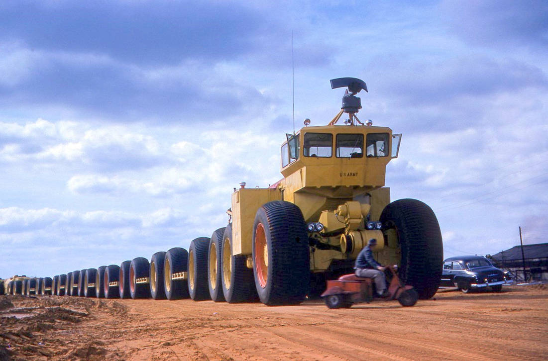 Stomil 1116 TGL: боевой военный транспортер-гигант