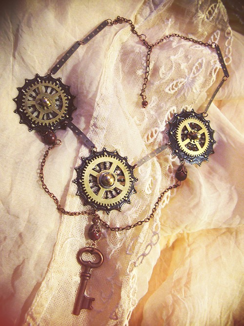 Clockpunk necklace 4