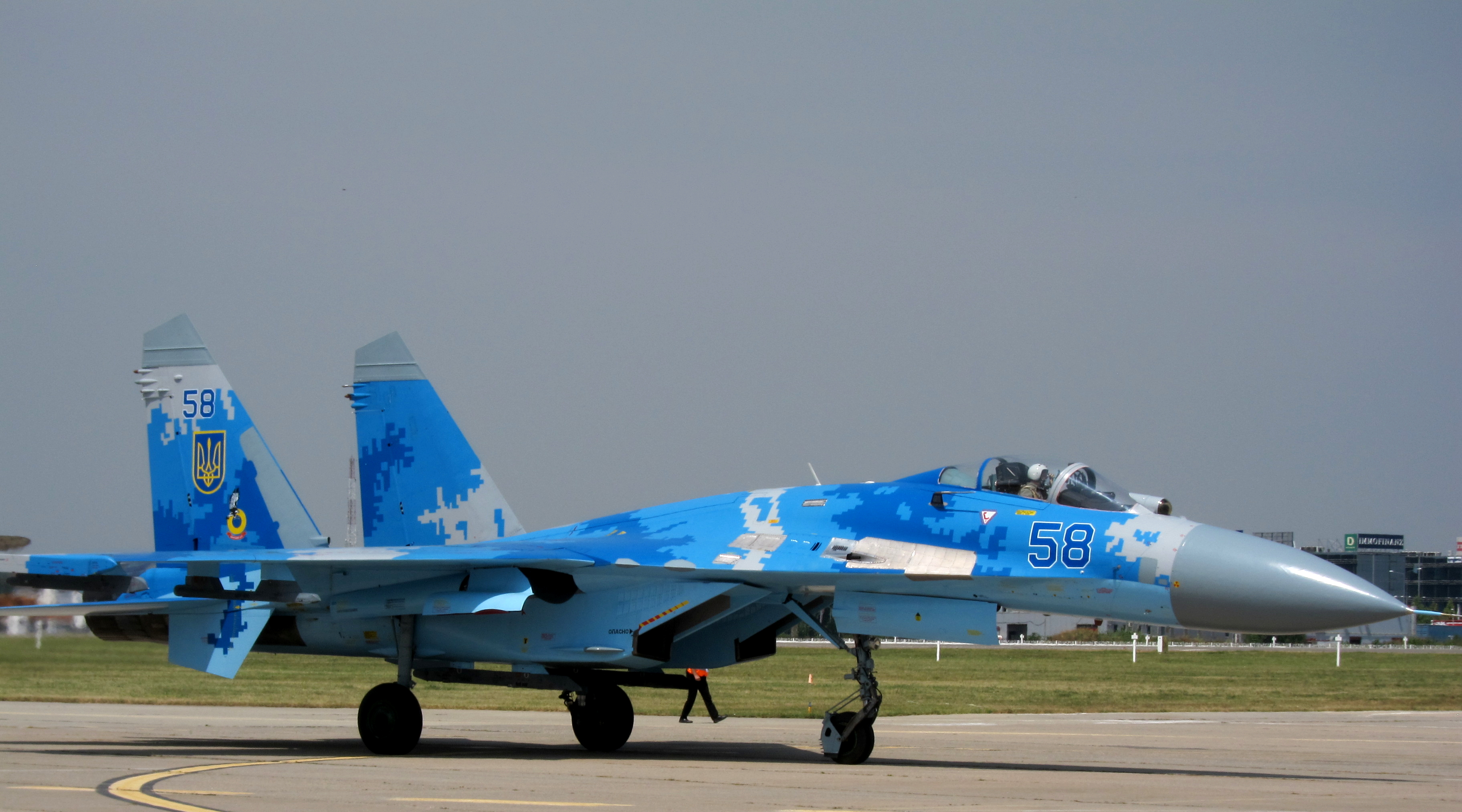 SU-27 Flanker