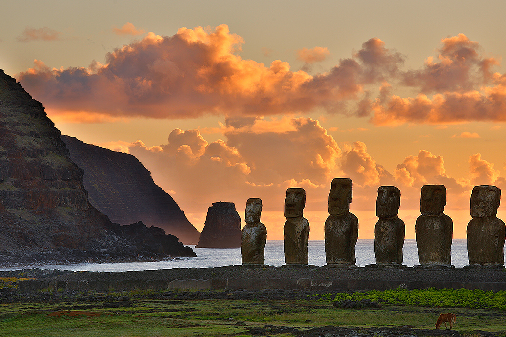 Tongariki sunrise