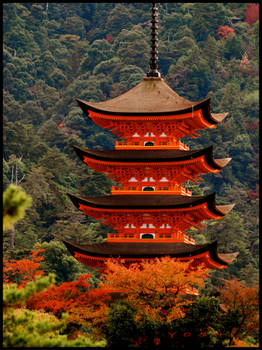 the Miyajima Pagoda