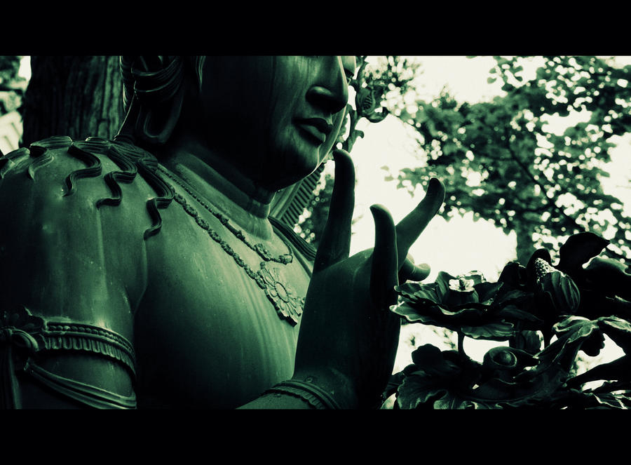 Bodhisattva statue by jyoujo