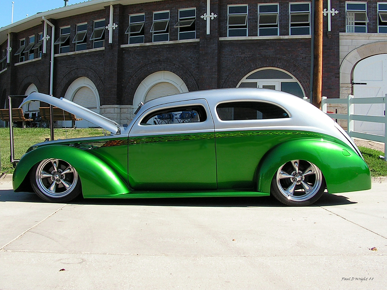 Wild 38 Ford Side