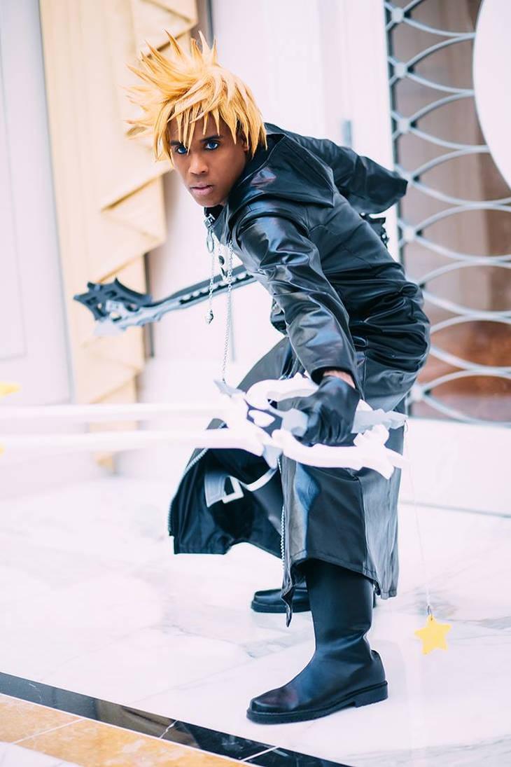 Roxas Cosplay By NeoManaKnight On DeviantArt roxas-cosplay-by-neomanaknight-on-deviantart