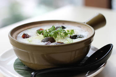 Grouper and Pitan Eggs Porridge by lalisa-doniho
