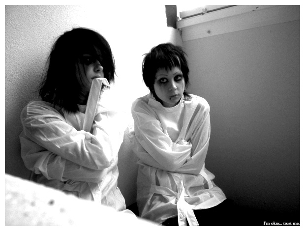 Straightjacket feeling