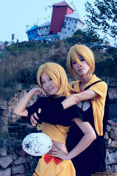 Kagamine Len and Rin