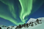 Northern Lights with Valviktind 2013 by SindreAHN