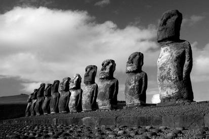 Easter Island: Tongariki Moai