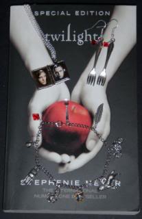 Twilight Jewelry Set