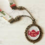 Sautoir-theire-broderie