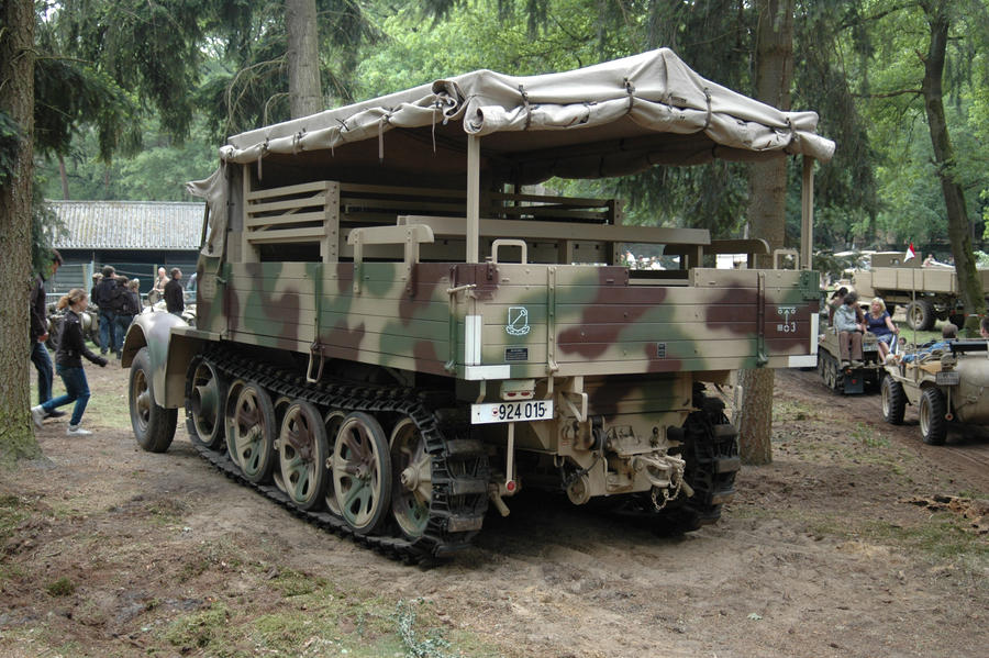 SdKfZ 7 Halftrack backside