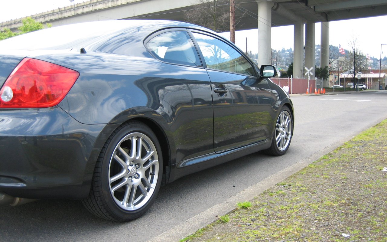 Scion tC - Profile