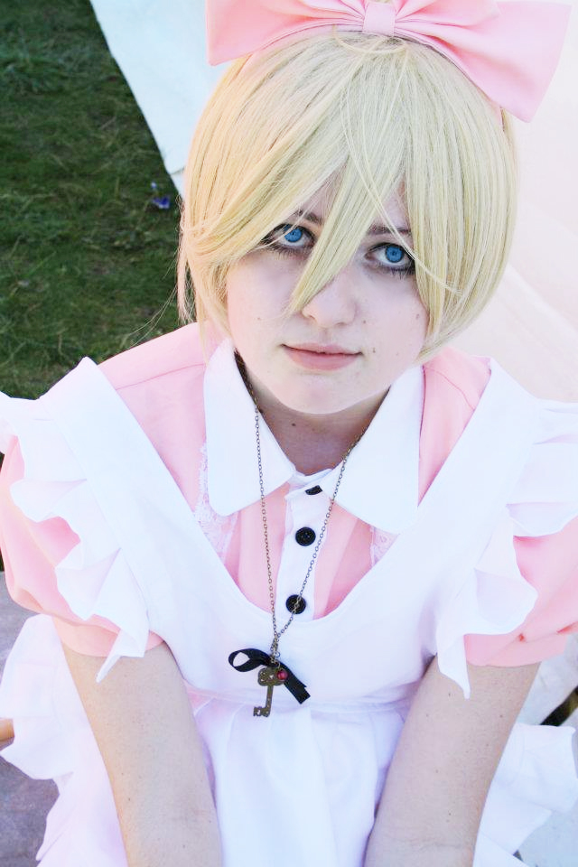 Alois: Is this Wonderland?