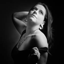 Love to be your light in a dark Night ft. Juli
