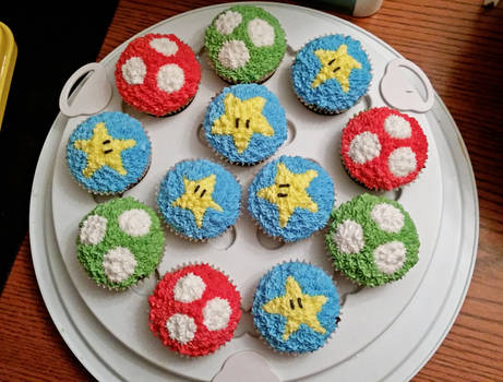 Mushroom and Stars cupcakes