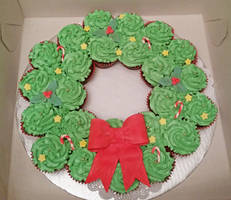 Cupcake Cake Christmas Wreath