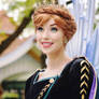 Queen anna frozen 2