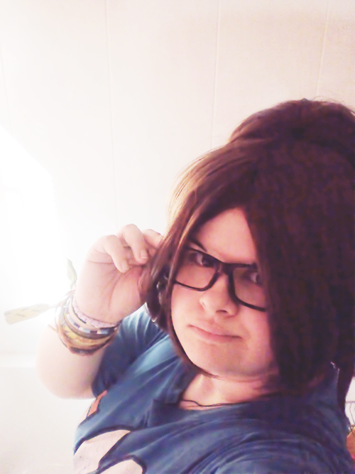 Shingeki no Kyojin - Hanji Zoe | COSPLAY WIG TEST