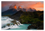 Los Cuernos del Paine by Ian-Plant