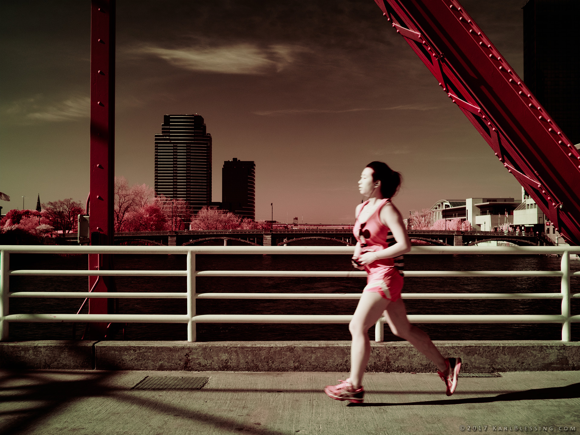 Jogging the Blue Bridge