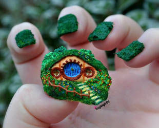 Hobbit-Hole (Nail Art) by KayleighOC