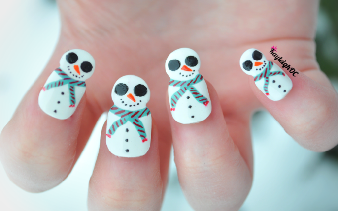 Snowman nail art deals