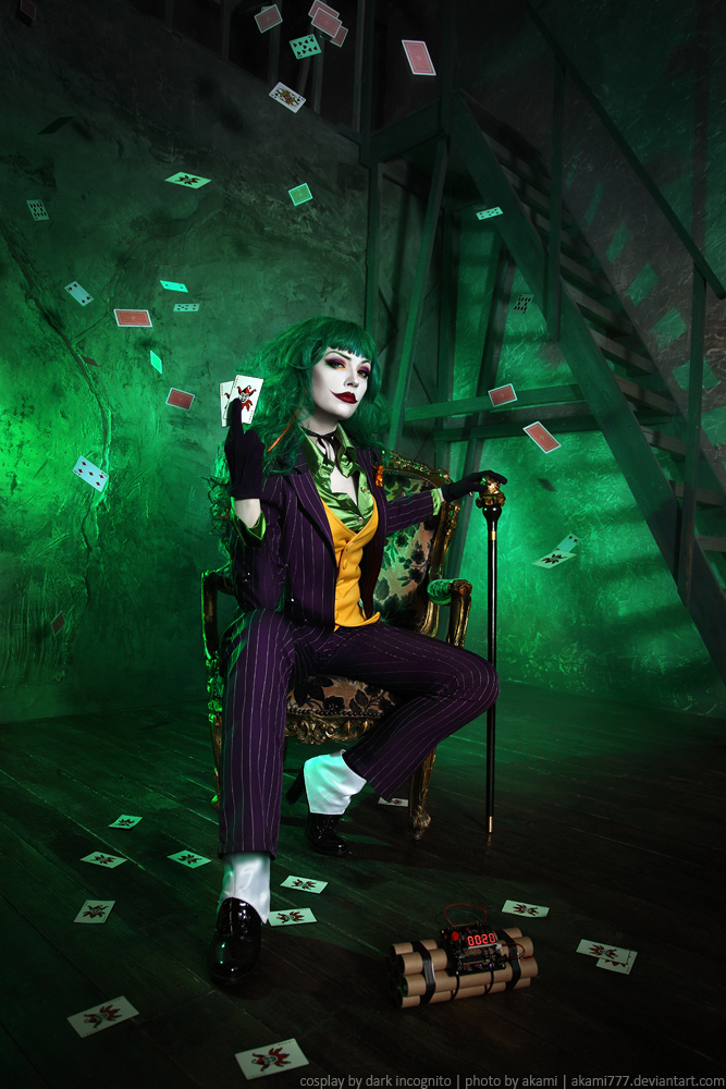 Female Joker cosplay 8