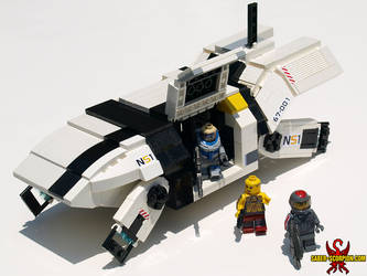 LEGO Mass Effect 2 Kodiak Shuttle