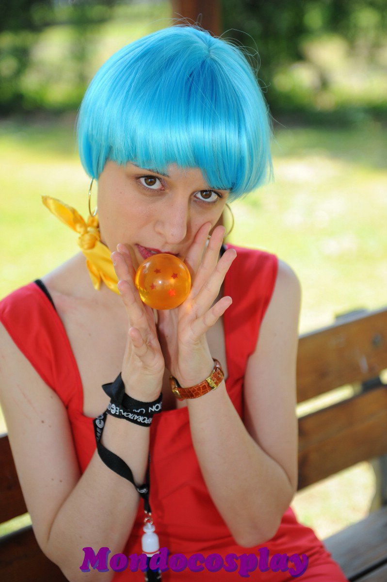 Bulma Brief Cosplay