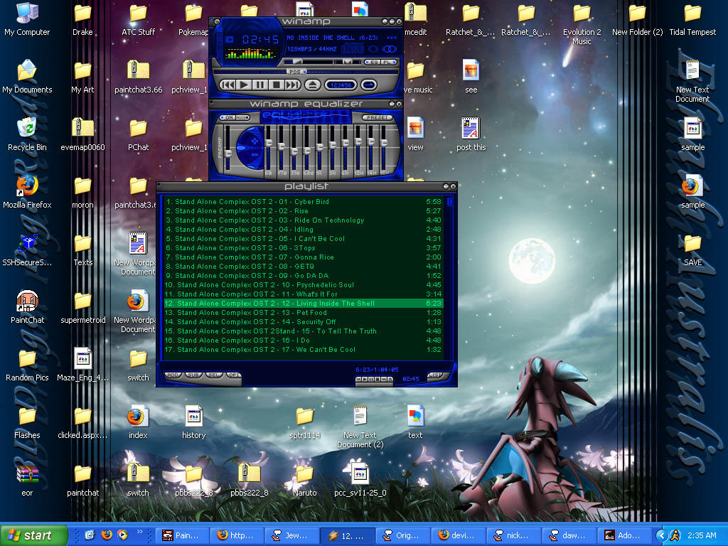 My VERY messy desktop