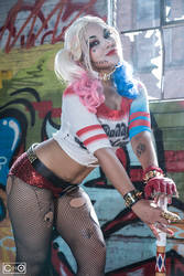 Soni Aralynn as Harley Quinn